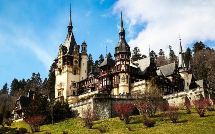 Bran Castle - Peleș Castle