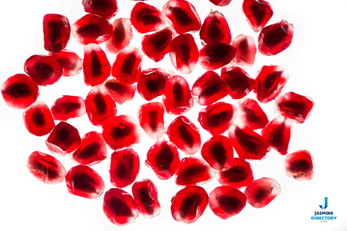 Pomegranate seeds, close-up