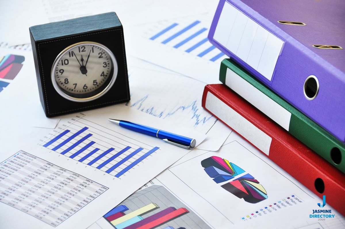 Business report image with multicolored chart
