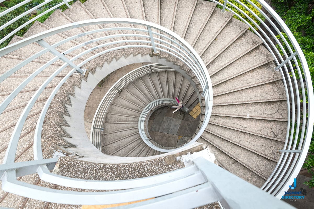 Spiral staircase