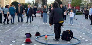 How does Google decide rankings?