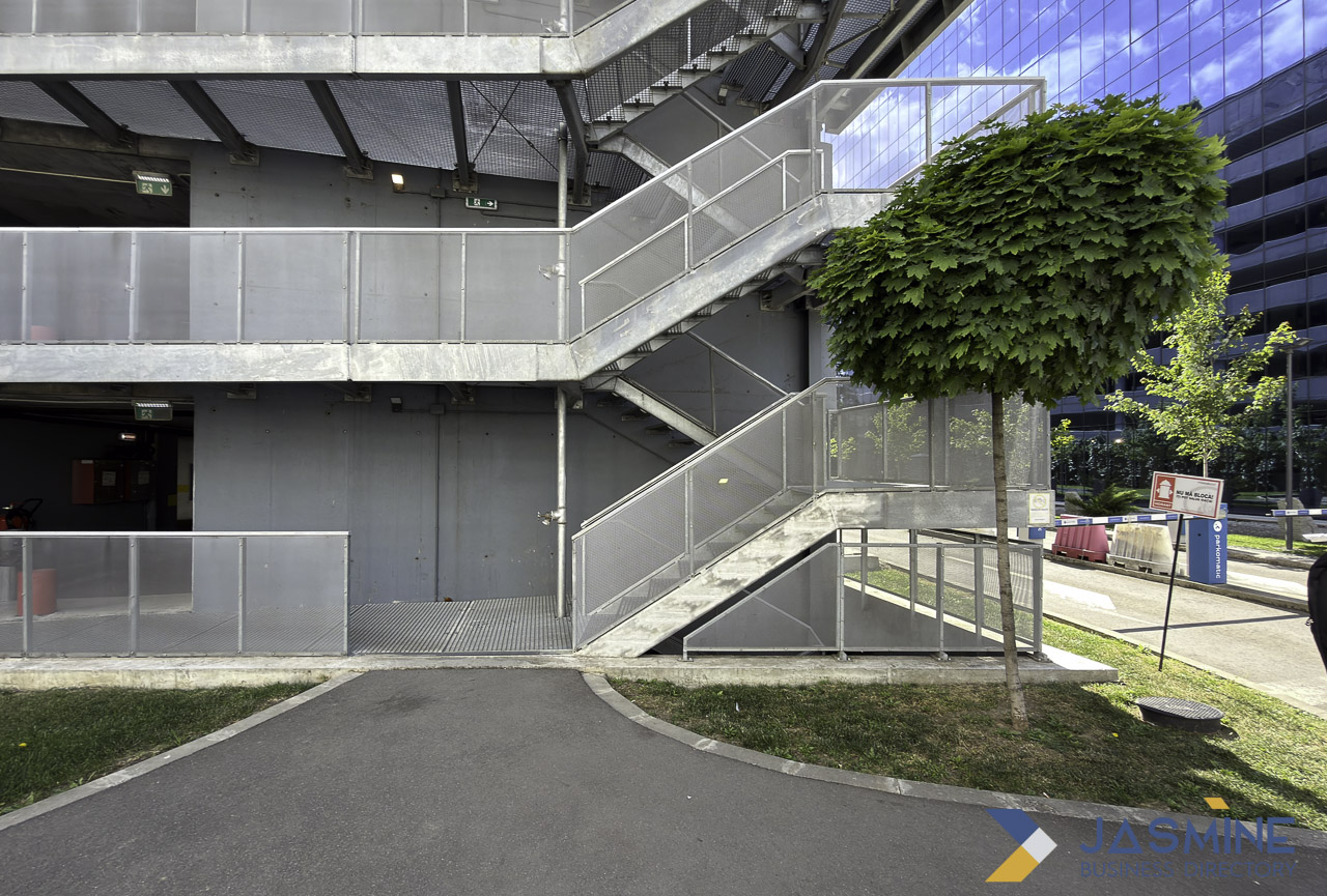 Exterior concrete staircase with railings