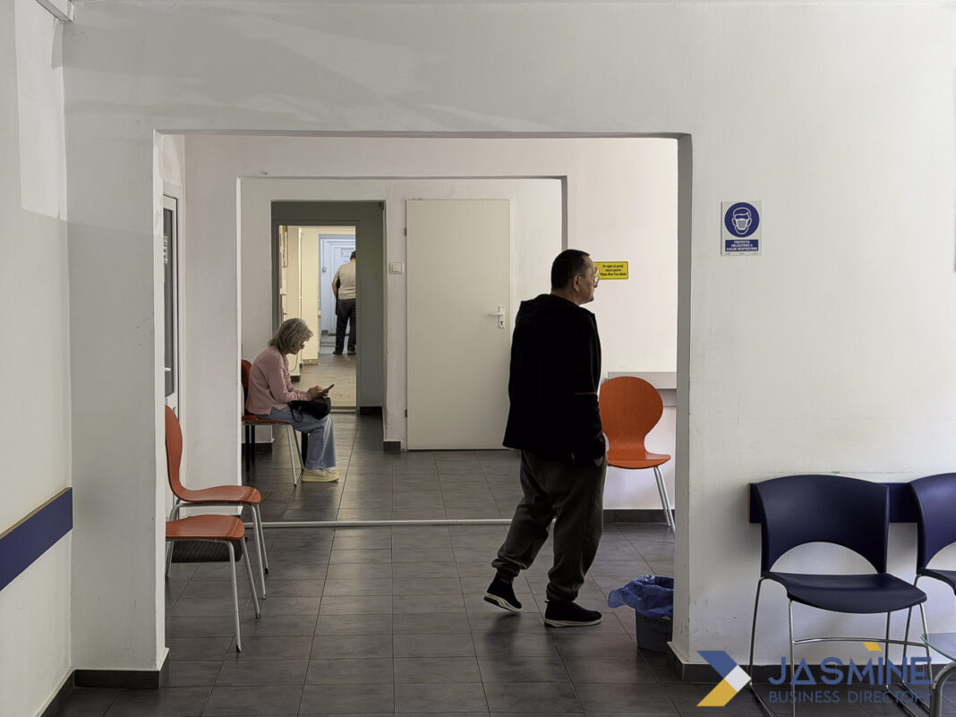 institutional-waiting-area-office-corridor Institutional Waiting Area or Office Corridor