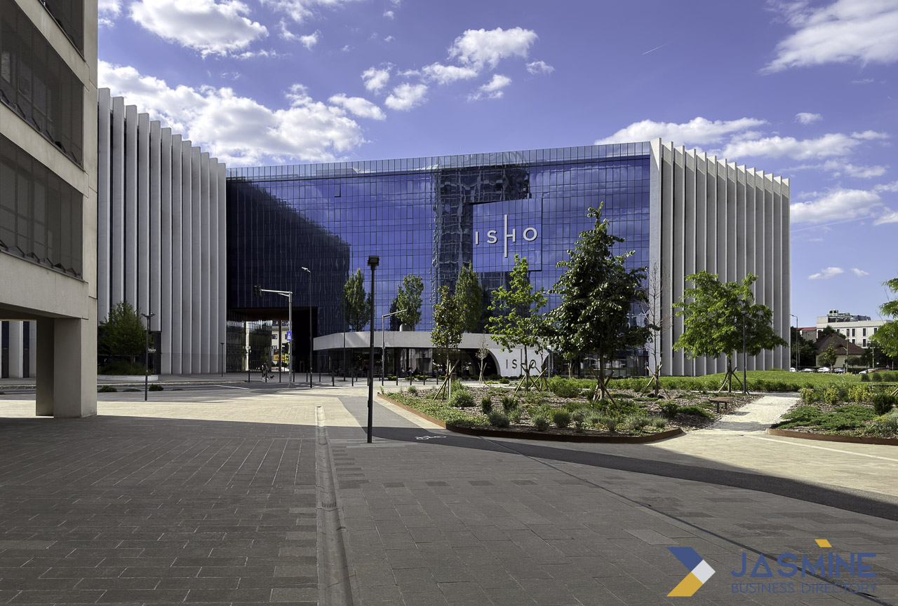 Modern Commercial Complex