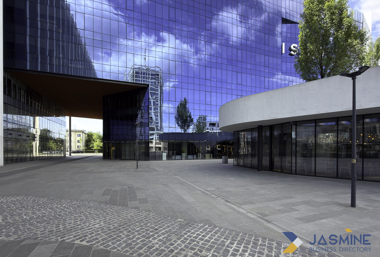 Modern Commercial Complex