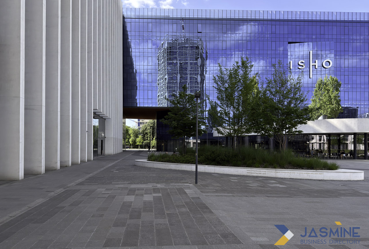 Modern Urban Plaza