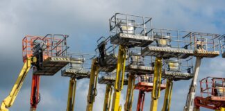 How to keep lift equipment running without big delays